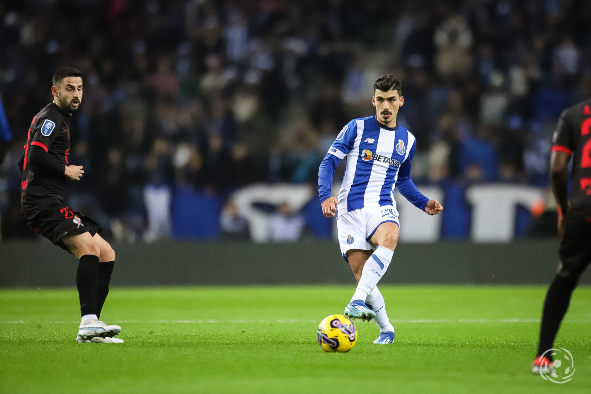 FC Porto sofre mas vence Leixões na Taça da Liga e cumpre calendário