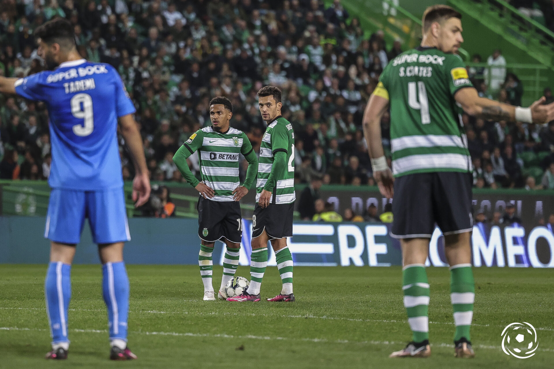 Eis os onzes prováveis de Sporting CP e FC Porto para o clássico