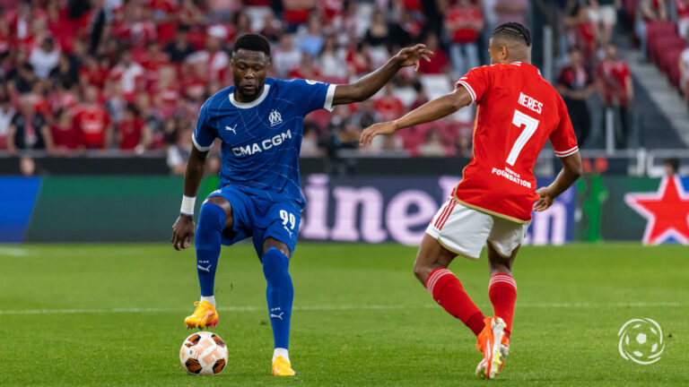 Após meses a treinar à parte Chancel Mbemba foi reintegrado na equipa