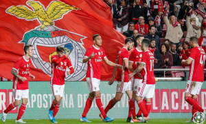 A época 2019/2020 do SL Benfica ficou marcada pela queda no campeonato e derrota na final da Taça de Portugal com o FC Porto.