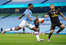 Manchester City FC 3-0 Arsenal FC: City superioriza-se aos Gunners com ajuda de David Luiz