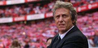Jorge Jesus regressa ao SL Benfica cinco anos depois de ter trocado os encarnados pelo Sporting CP, e após ter feito sucesso ao serviço do CR Flamengo.