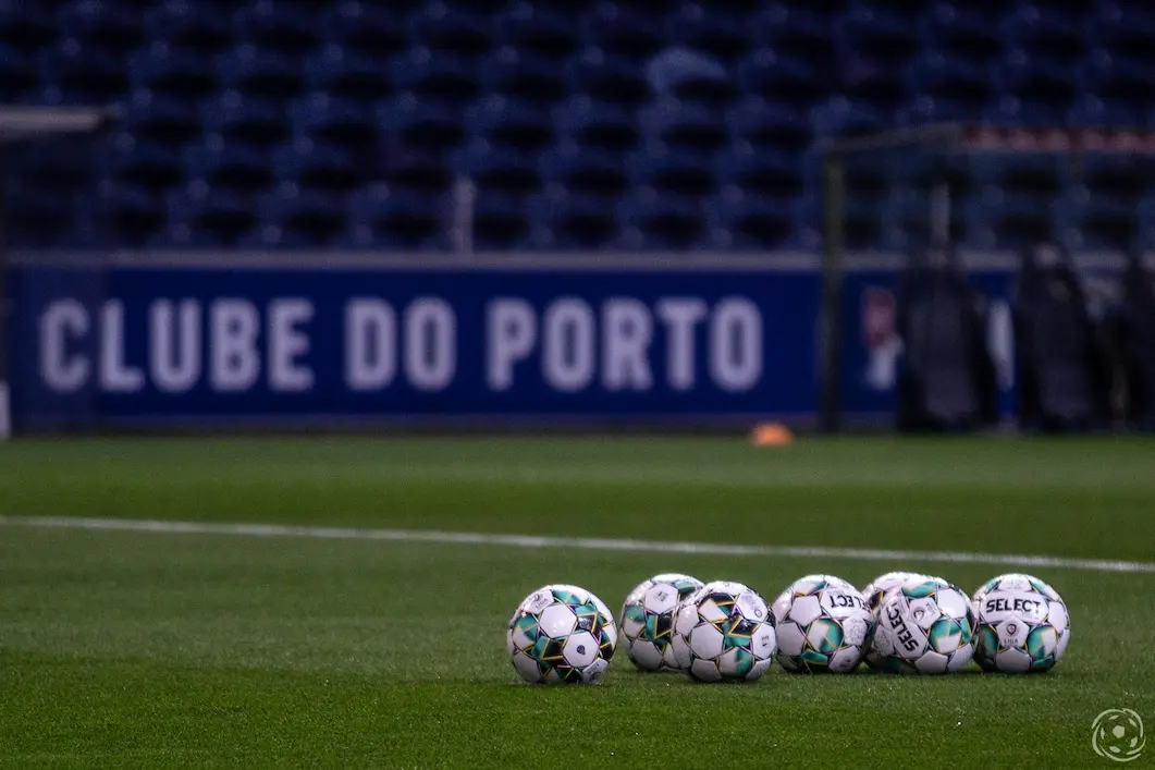 Estádio do Dragão interditado por dois jogos - SIC Notícias