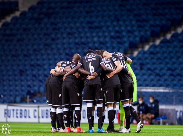 Vitória SC perdeu por 1-3 frente ao SL Benfica