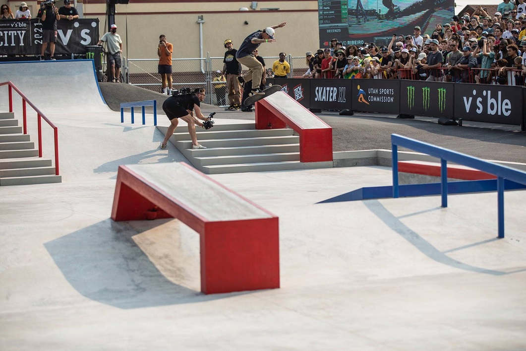 Gustavo Ribeiro é campeão da Liga Mundial de Skate Street, skate