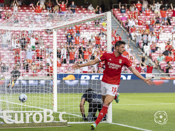 Roman Yaremchuk leva já um golo e duas assistências em apenas três jogos no SL Benfica