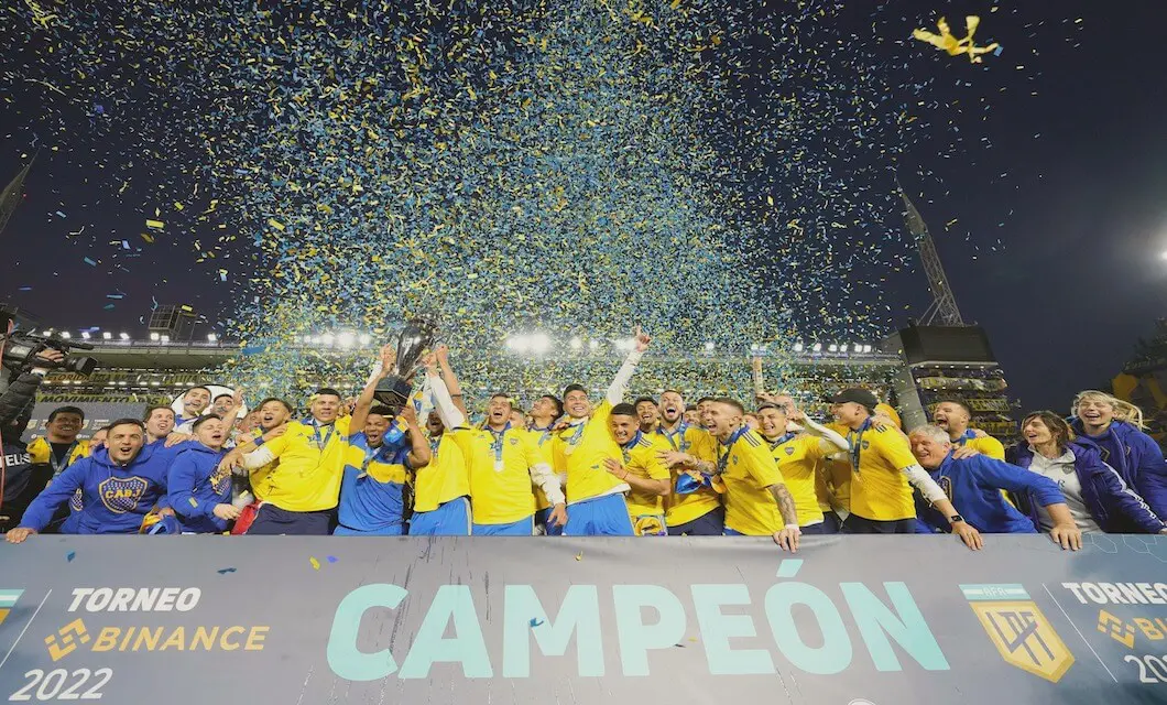 Boca Juniors é campeão argentino com ajuda do River, maior rival