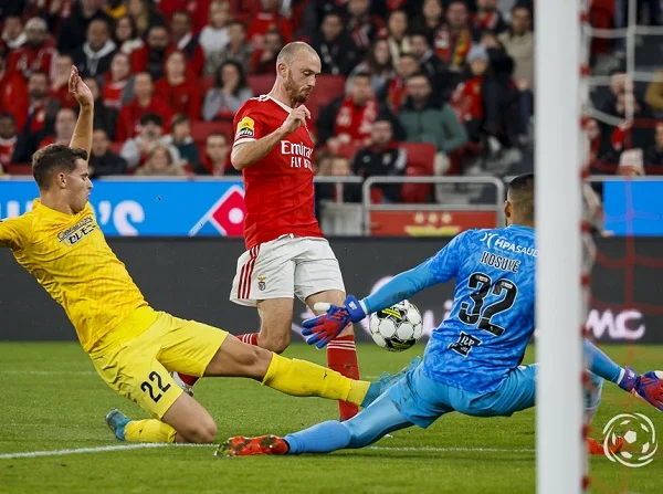 Antevisão Benfica 🆚 Sporting  Dérbi a escaldar para a águia