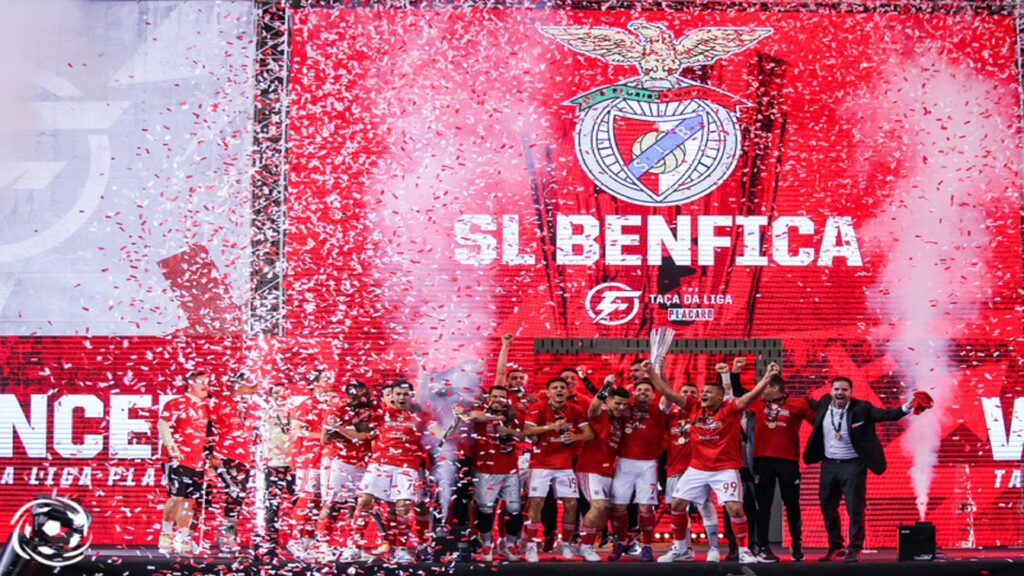 Quinta dos Lombos 03 SL Benfica E é dos encarnados, ao sabor do samba!