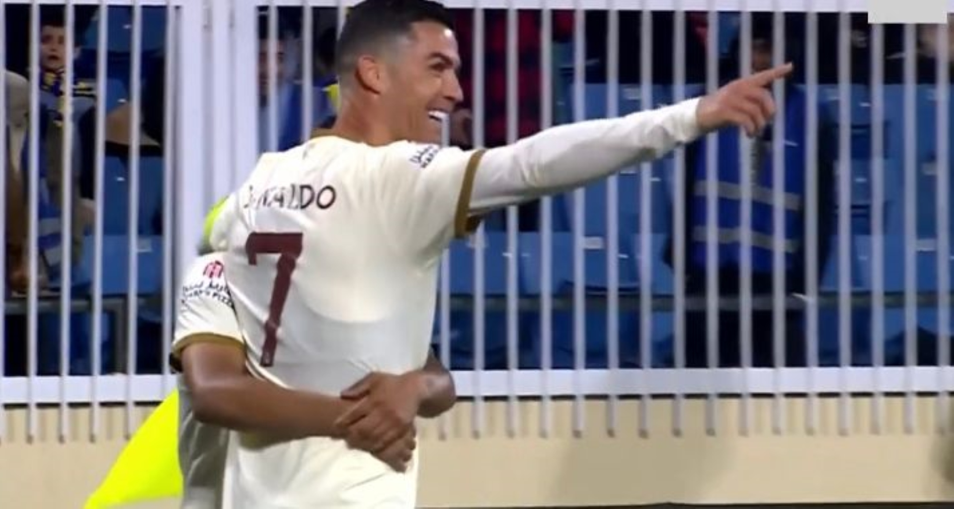 Cristiano Ronaldo faz um hat-trick na primeira parte