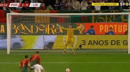 Golo de Ronaldo contra o Liechtenstein