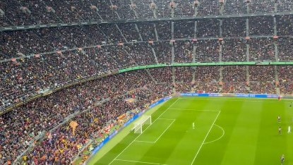 Camp Nou chama por Messi