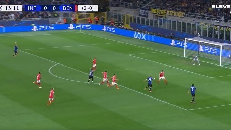 Golo Barella contra o benfica