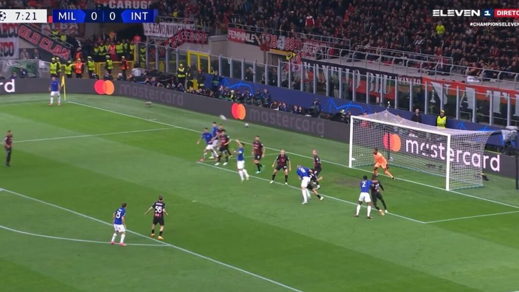 Dzeko marca contra Milan