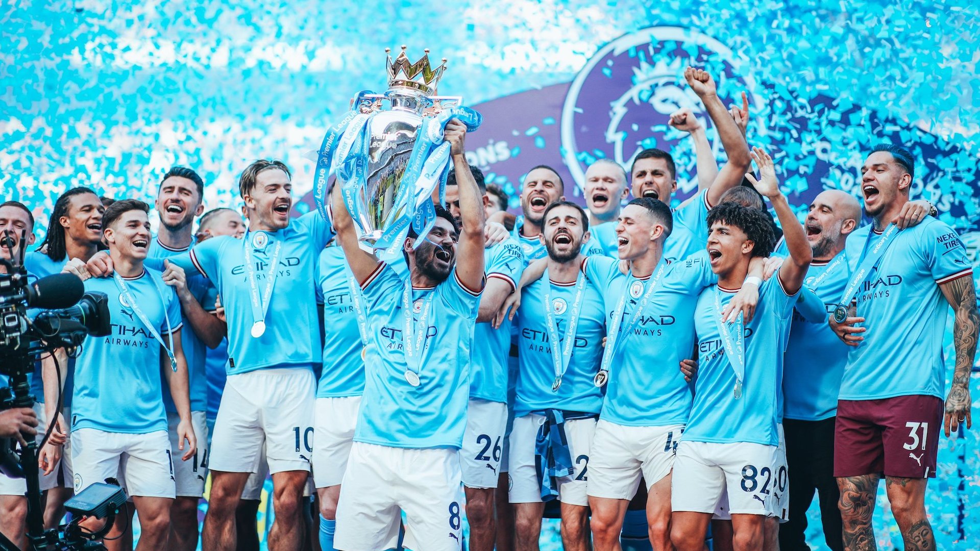 XAA-Desporto - PREMIER LEAGUE Manchester City escorrega no