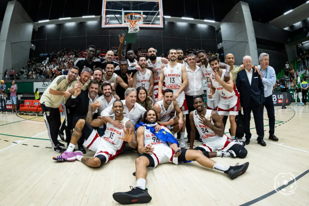 Benfica foi a Alvalade festejar o bicampeonato de basquetebol, Basquetebol