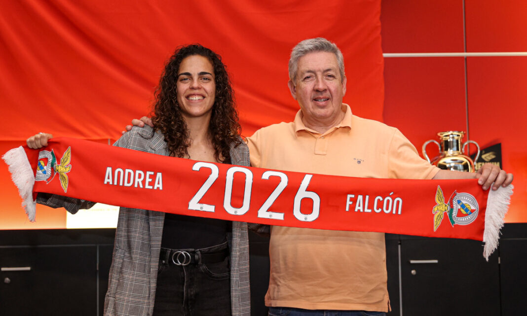 Andrea Falcón SL Benfica