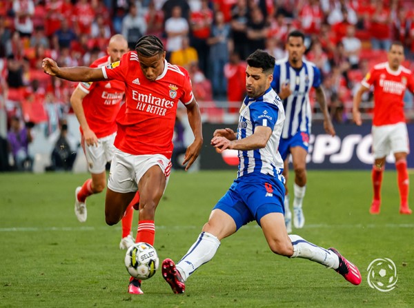 SL Benfica e FC Porto vão disputar o primeiro troféu da temporada