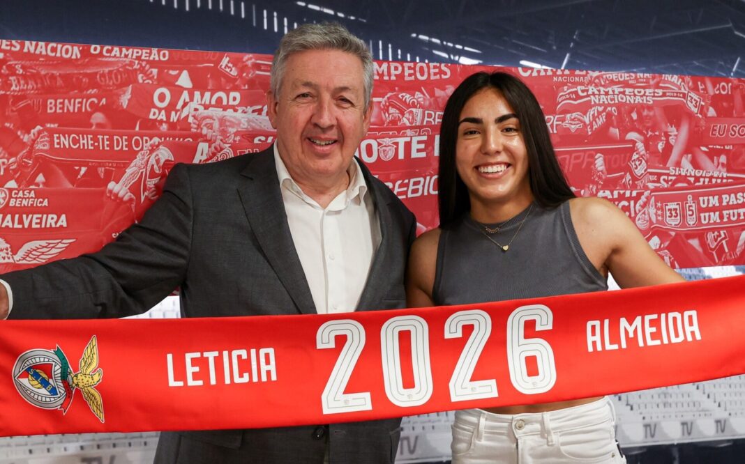 Letícia Almeida é jogadora do Benfica