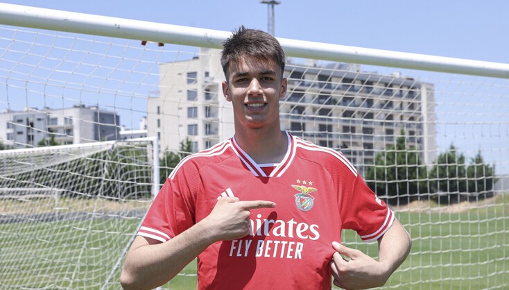 Luka Velickovic reforça o Benfica