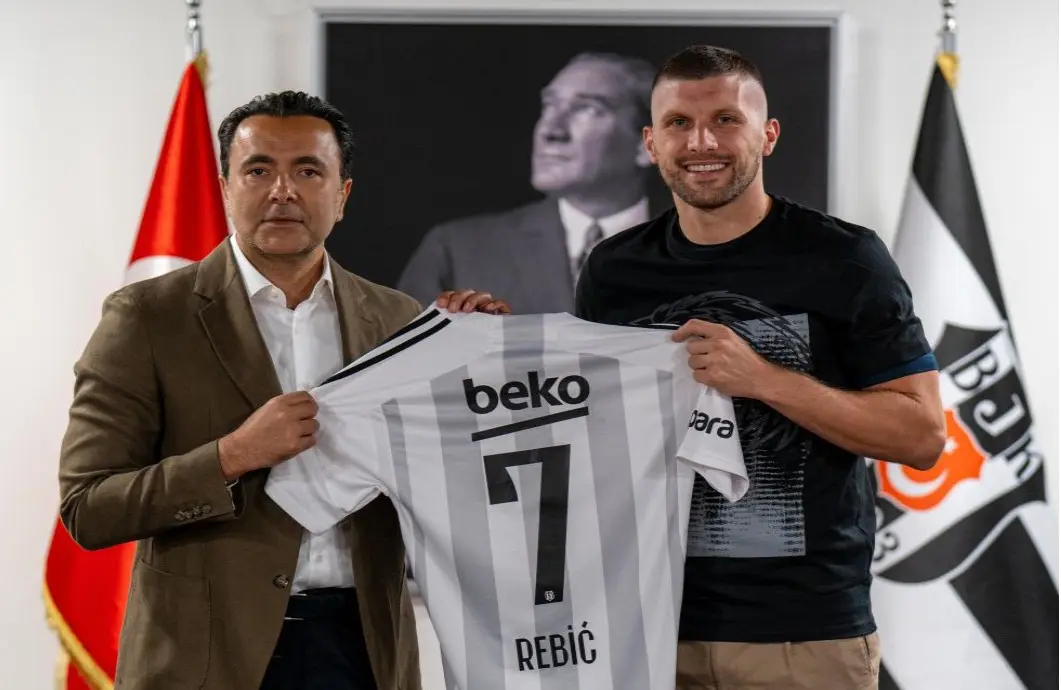 Ante Rebic é reforço do Besiktas 