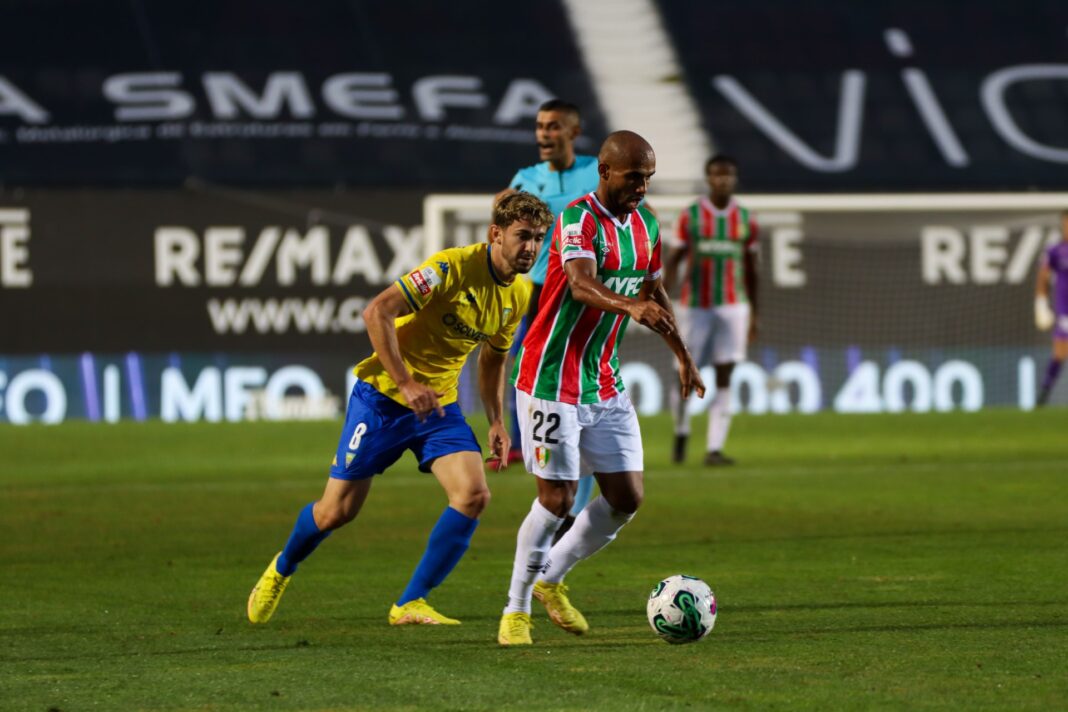 Léo Cordeiro Jordan Holsgrove Estrela Amadora Estoril Praia