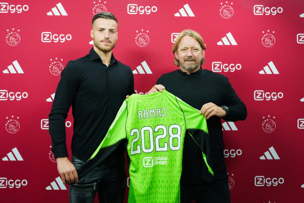 Diant Ramaj assina pelo Ajax