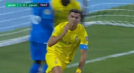 Cristiano Ronaldo marca para o Al Nassr