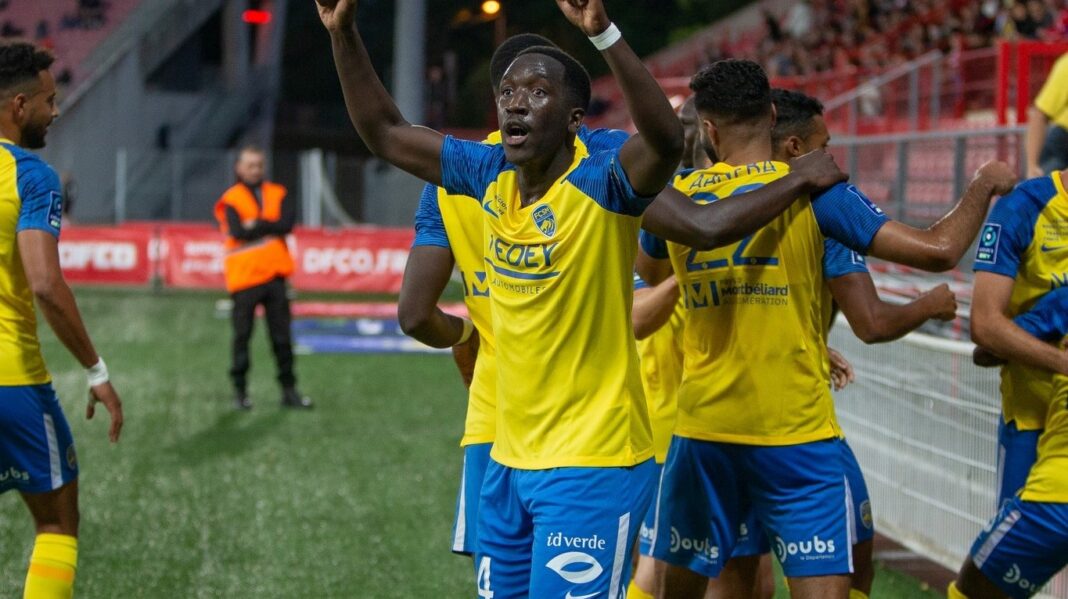 Jogadores do Sochaux a celebrar um golo