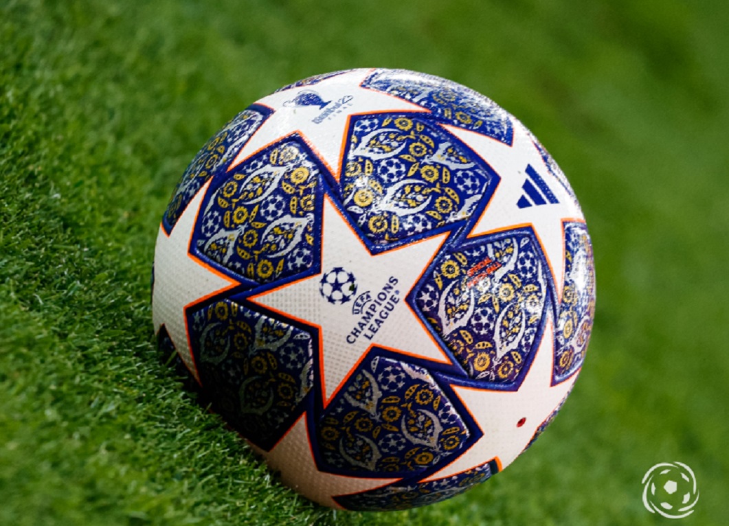 Bola da Liga dos Campeões na temporada 22/23, uma das competições da UEFA