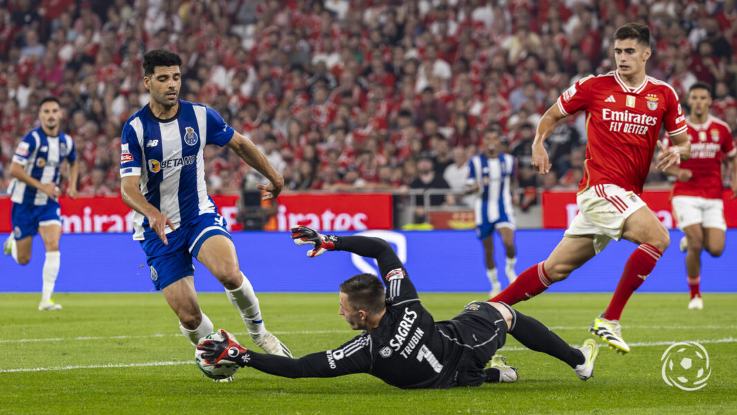 Anatoliy Trubin Mehdi Taremi António Silva Benfica FC Porto