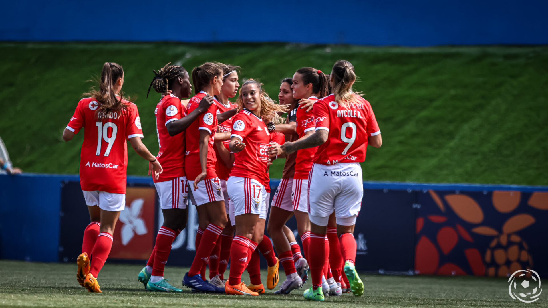 Benfica defronta Apollon Limassol no acesso à Champions feminina