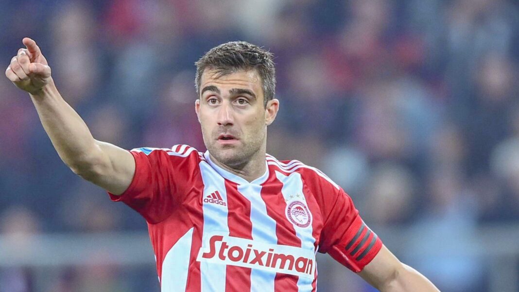 Sokratis Papastathopoulos Olympiacos