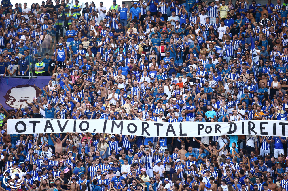 FC Porto adeptos e faixa