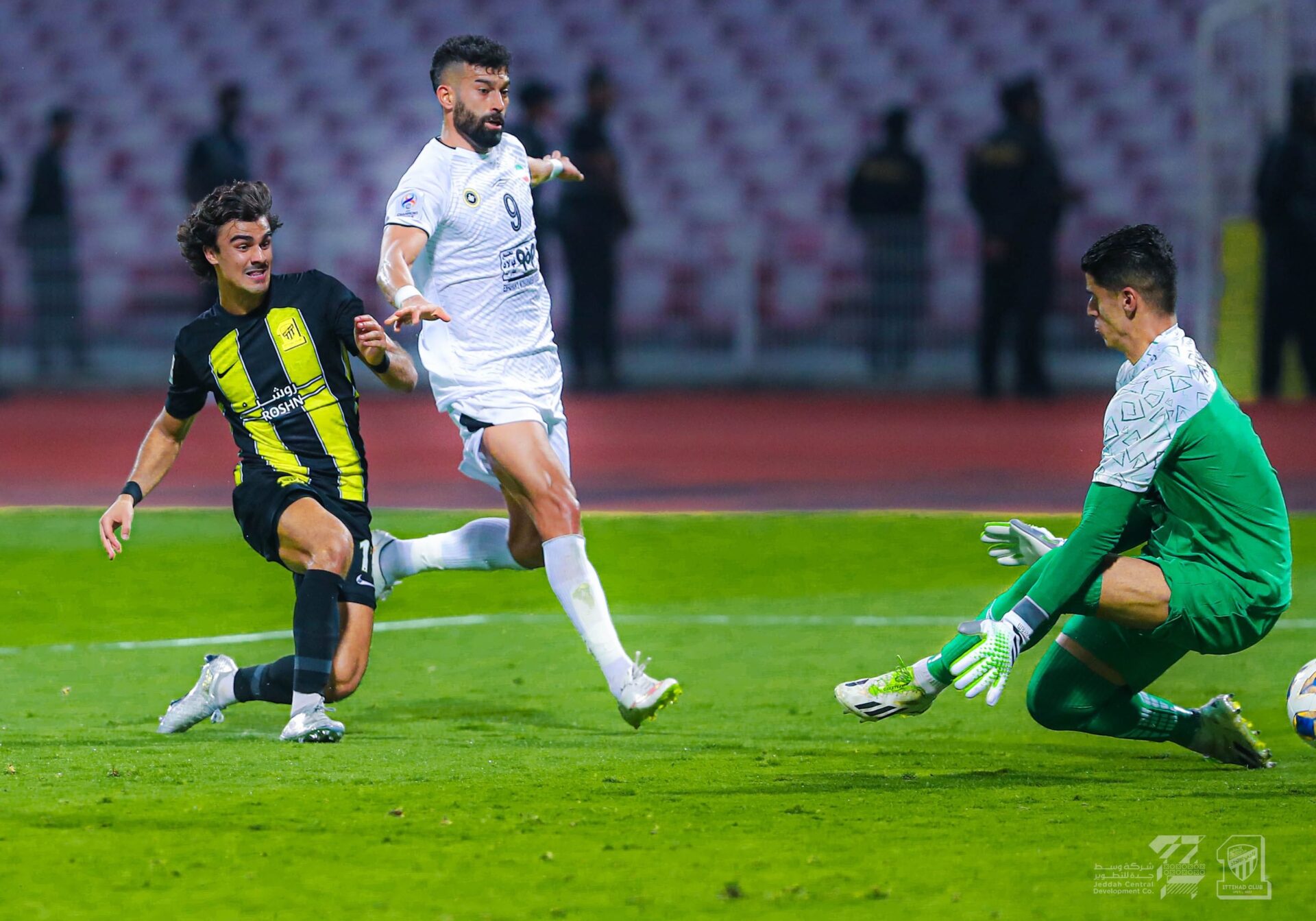 Al Ittihad vence na AFC Champions League com golo de Jota