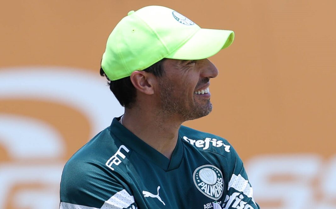 Abel Ferreira a treinar o Palmeiras