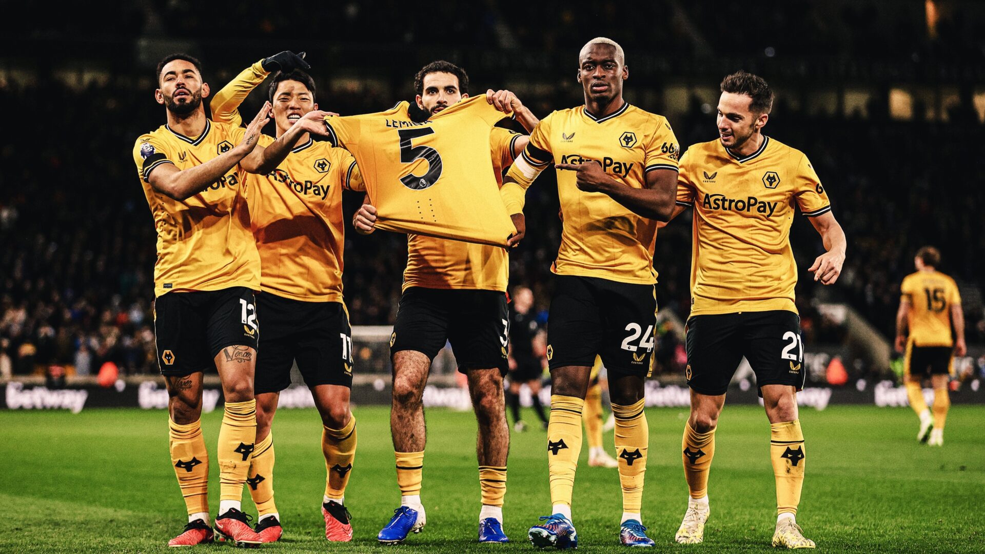 Der Stürmer der Wolverhampton Wanderers wechselt auf Leihbasis nach Deutschland
