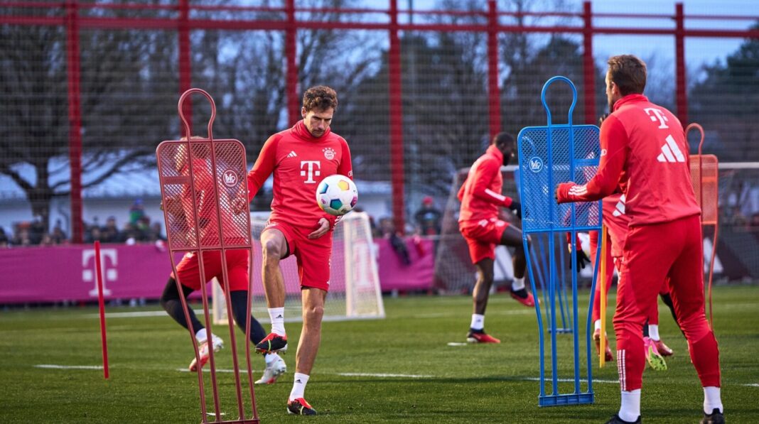 Atletas do Bayern a treinar