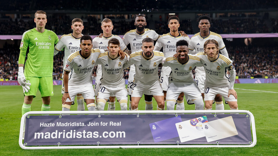 Jogadores do Real Madrid antes do jogo