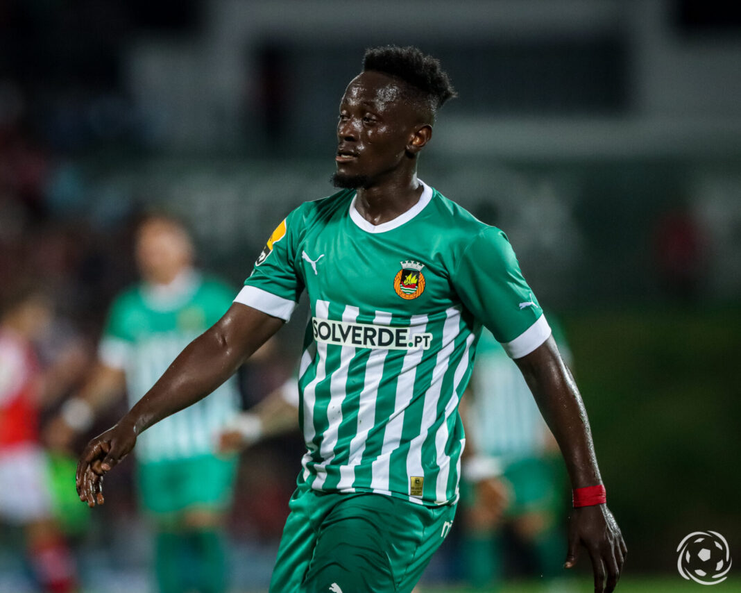 Emmanuel Boateng é um dos melhores jogadores do Rio Ave e um perigo para a defesa do FC Porto Portugal