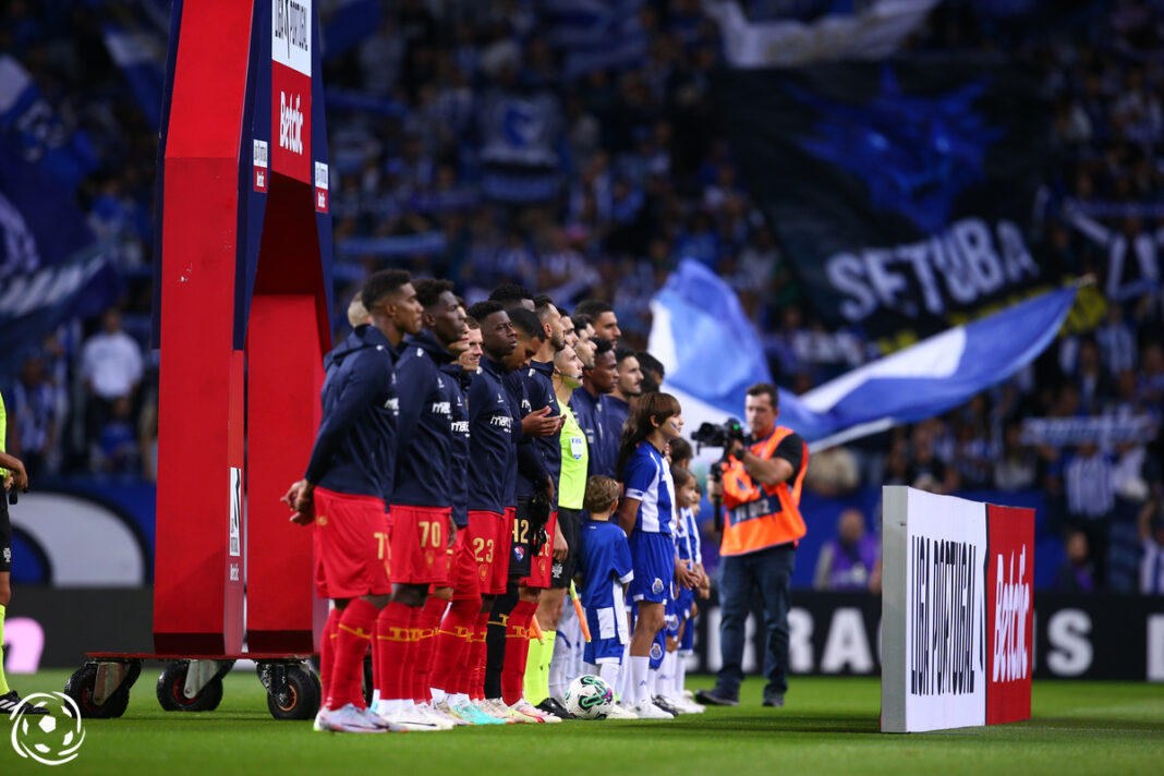 Jogadores de Gil Vicente e de FC Porto