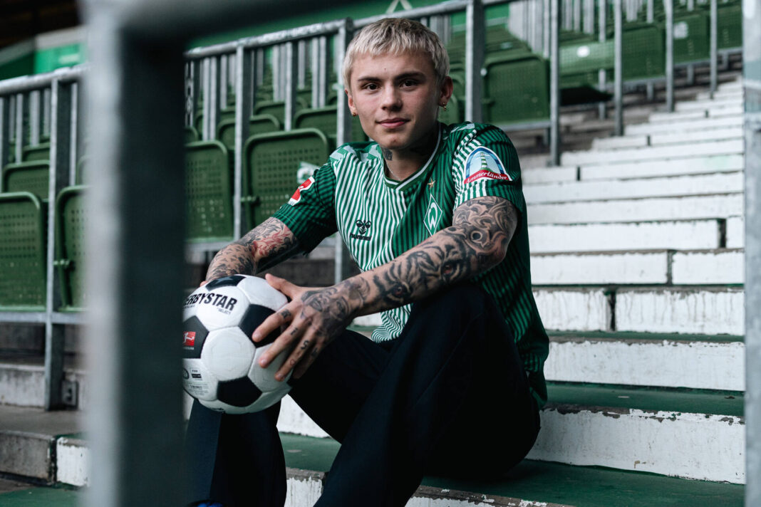 Isak Hansen-Aaroen Werder Bremen