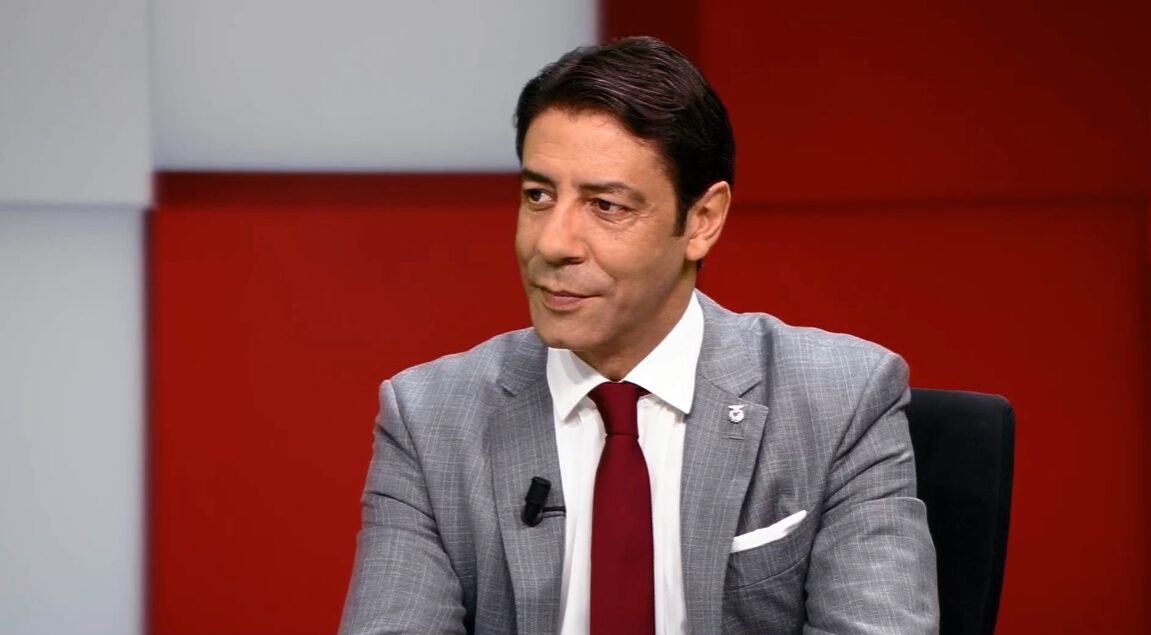 Antigo colega na Fiorentina recorda Rui Costa: «Era tremendamente elegante»