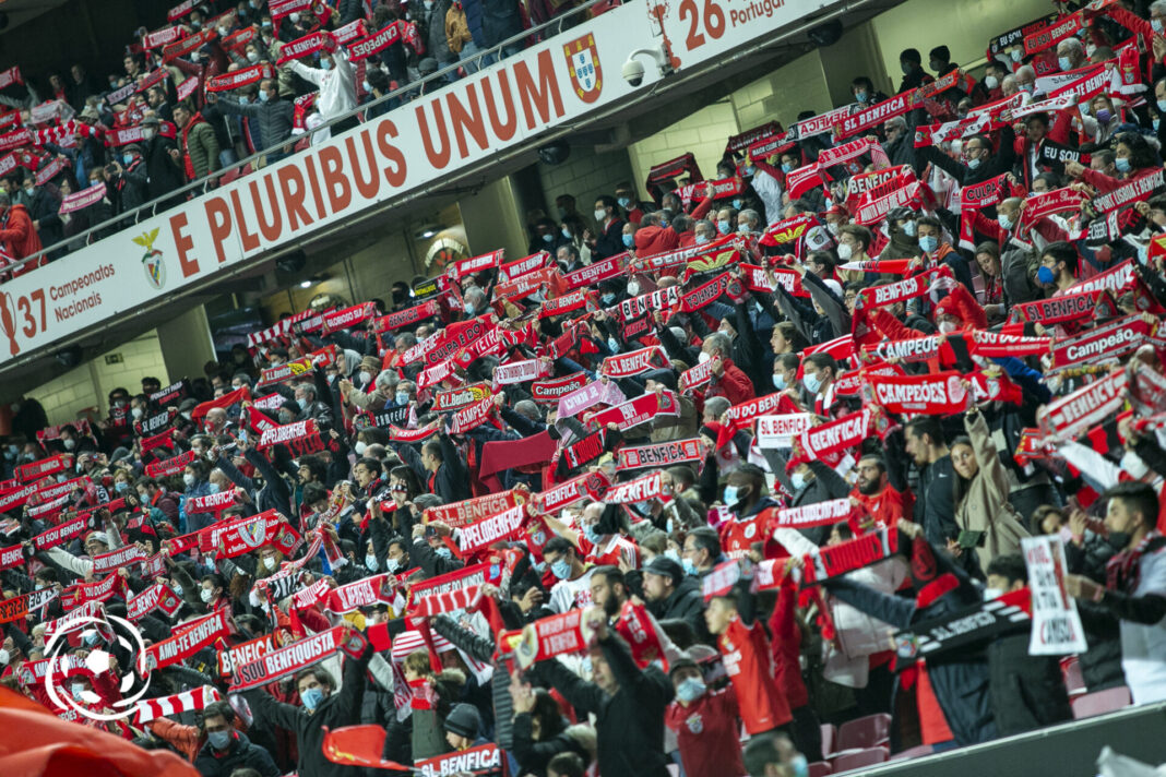 SL Benfica adeptos