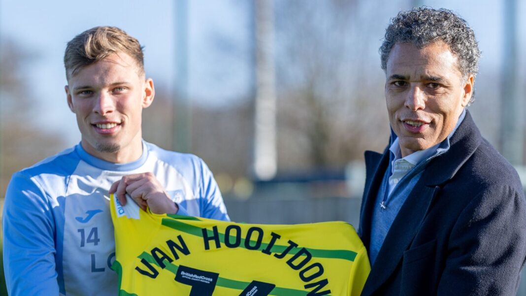 Sydney van Hooijdonk Norwich