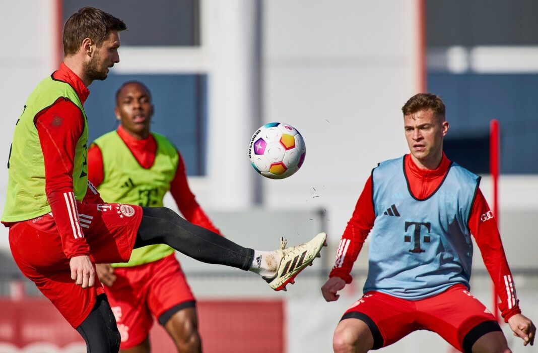 Jogadores do Bayern Munique a treinar