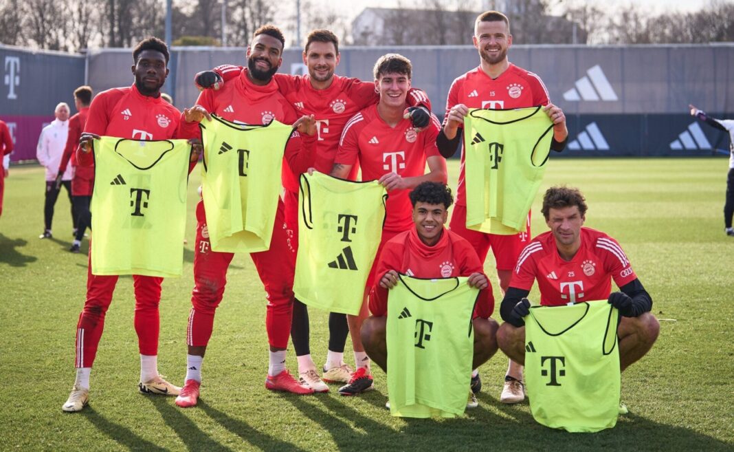 Jogadores do Bayern Munique a treinar