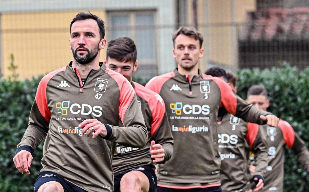 Jogadores do Genoa a treinar