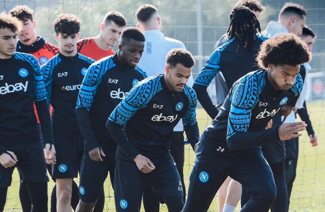 Jogadores do Nápoles a treinar