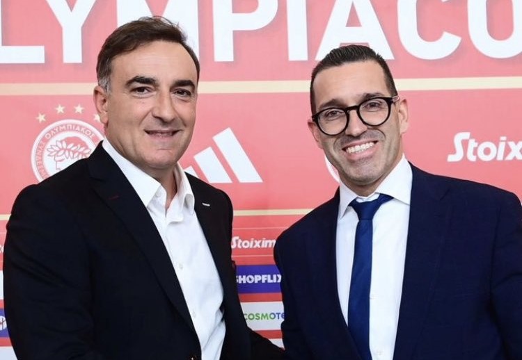 Pedro Alves e Carlos Carvalhal no Olympiacos